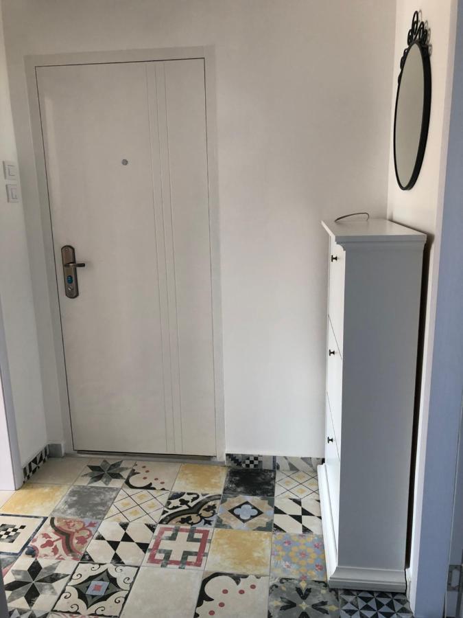 דירות נובי סאד Casa Lusi מראה חיצוני תמונה