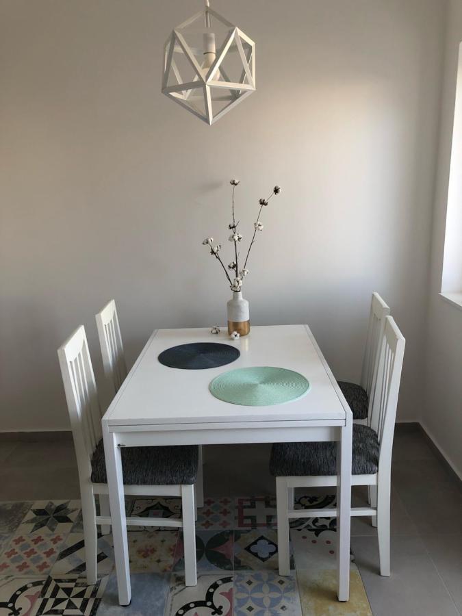 דירות נובי סאד Casa Lusi מראה חיצוני תמונה