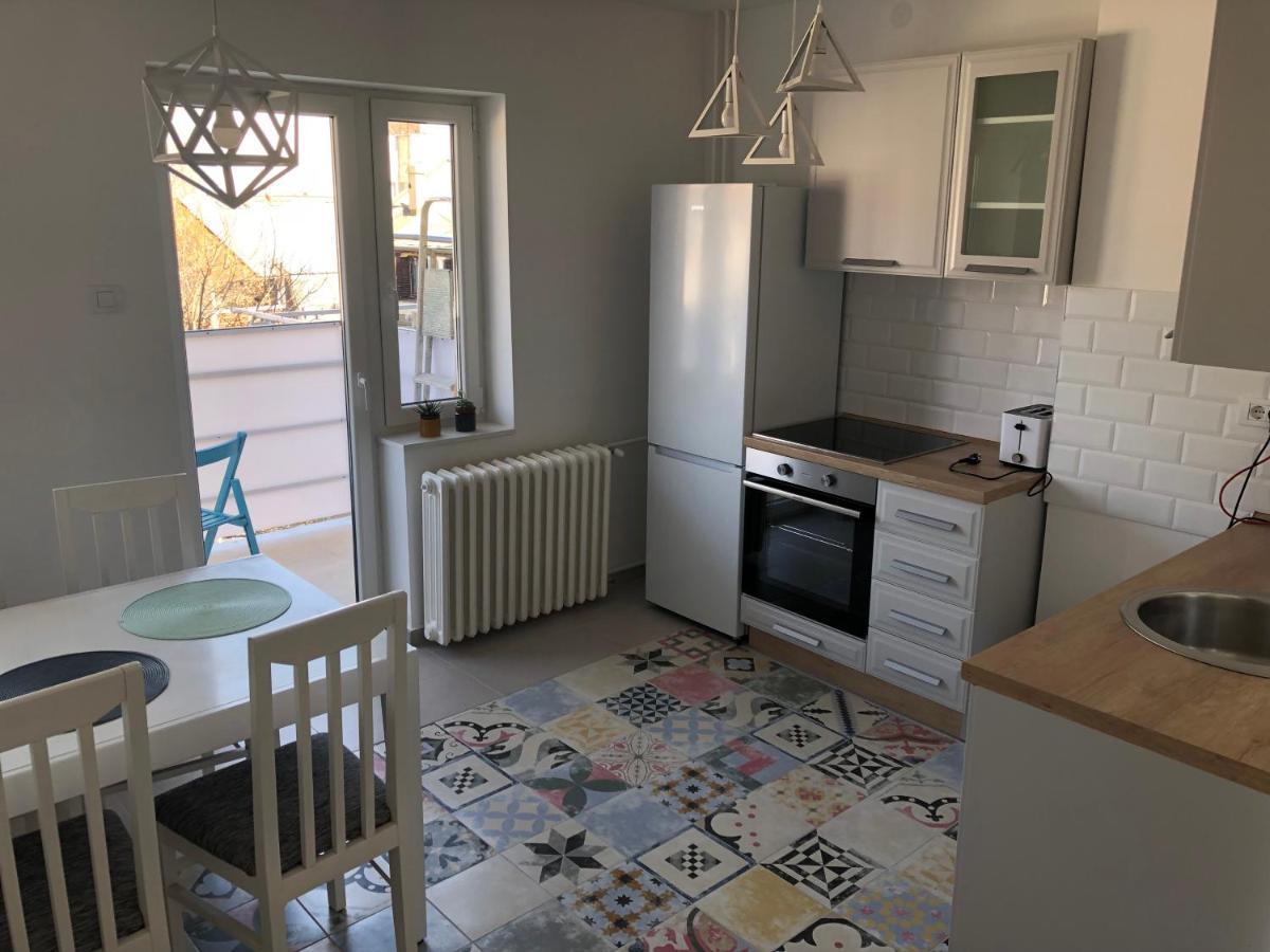 דירות נובי סאד Casa Lusi מראה חיצוני תמונה