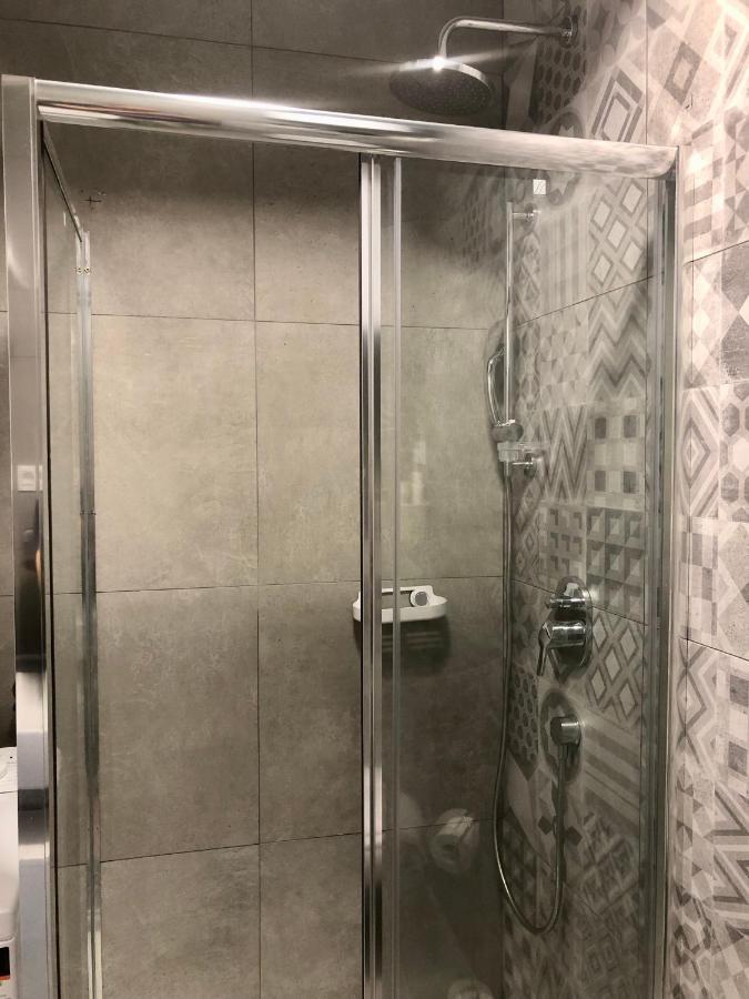דירות נובי סאד Casa Lusi מראה חיצוני תמונה